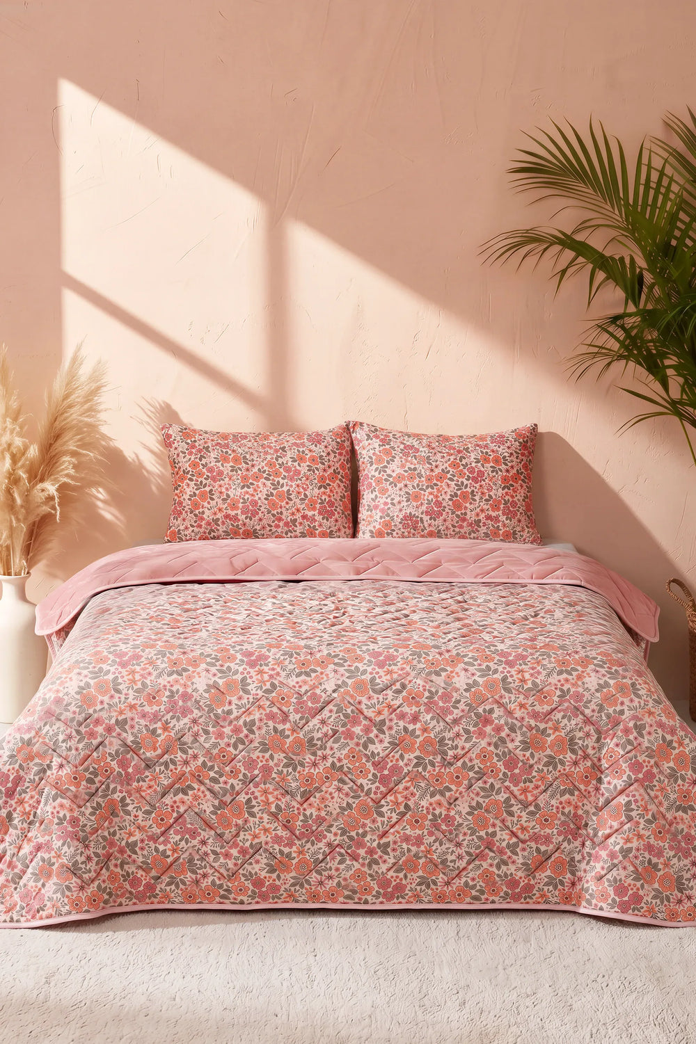 Couette Bombée En Polycoton Printemps Rose - 200x200 cm - Tropik Home