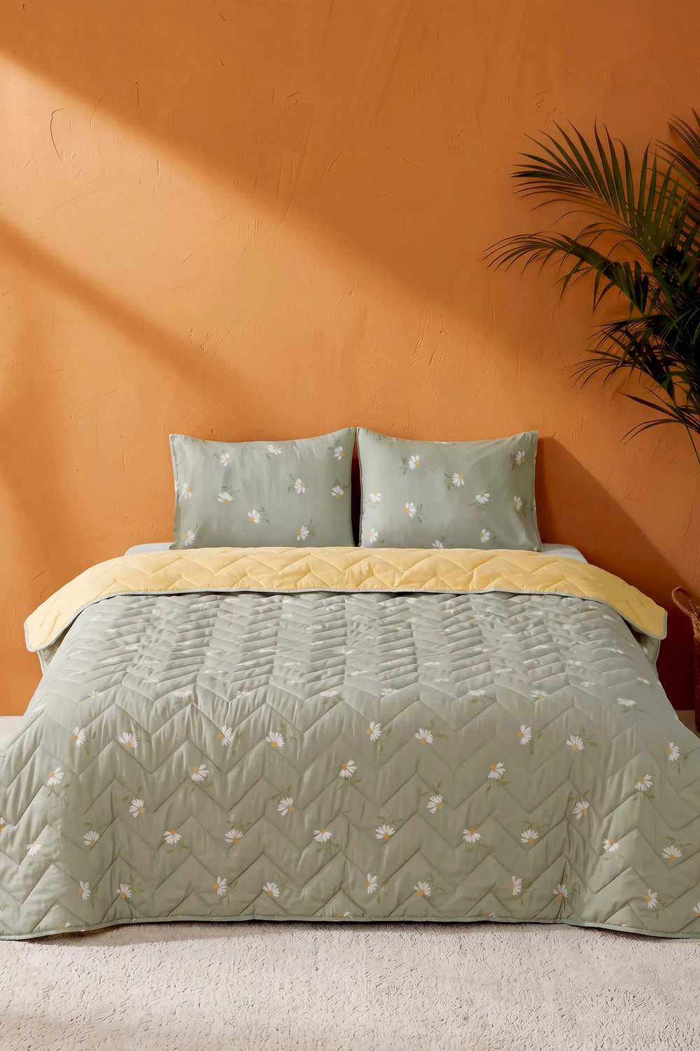 Couette Bombée En Polycoton Marguerite Verte - 200x200 cm - Tropik Home