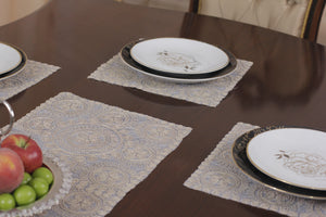 Victoria Ensemble 7 Pièces Brodé Beige (6 Sous-Plats + Chemin)
